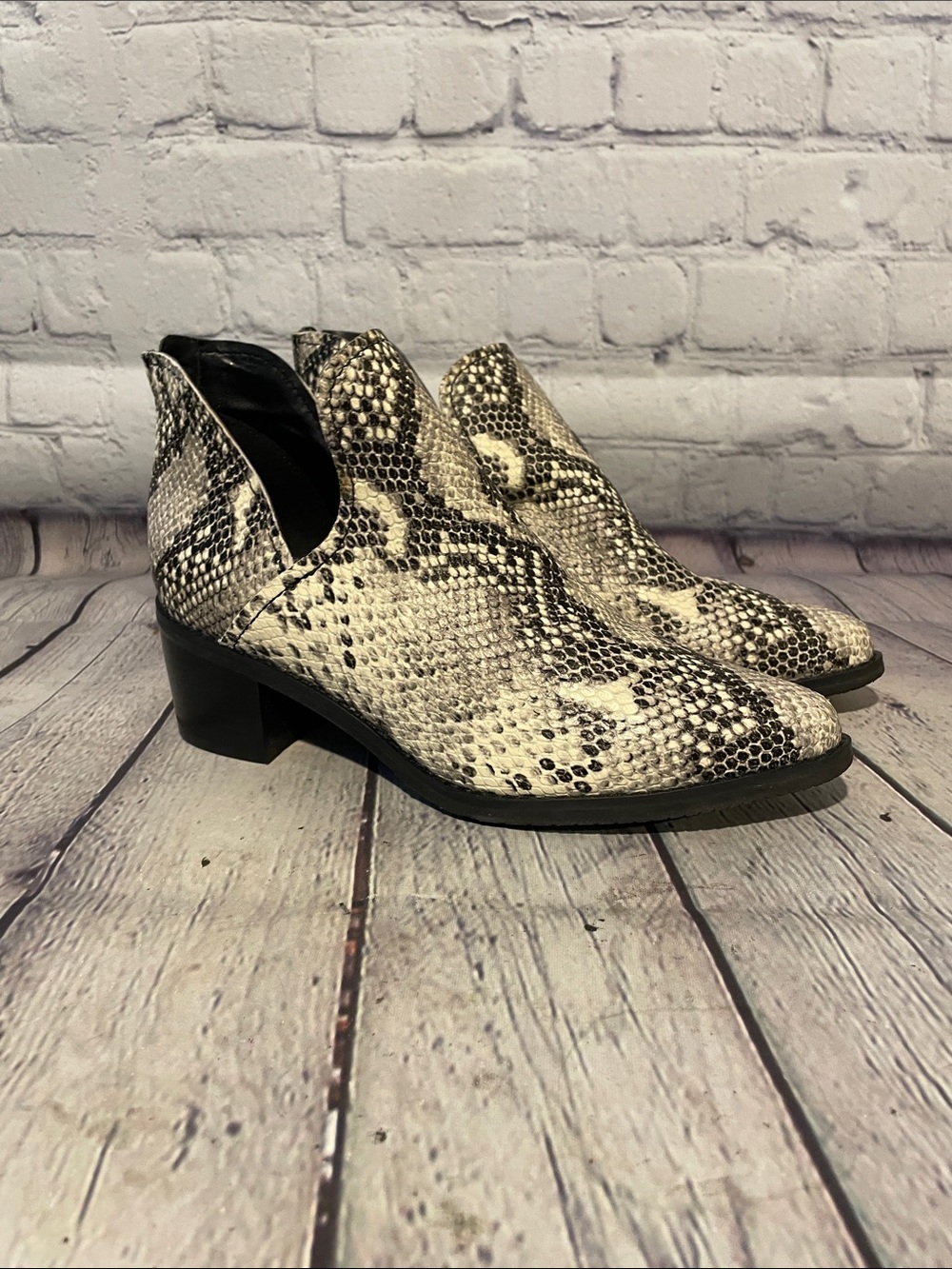 Blondo Black & Cream Snake-Print Cutout Ankle Booties • 7.5